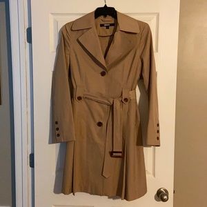 DKNY Raincoat sz M worn once